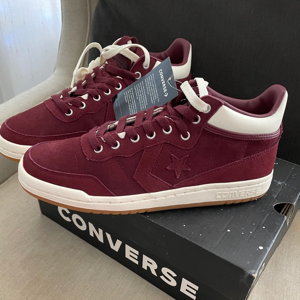 Men’s converse
